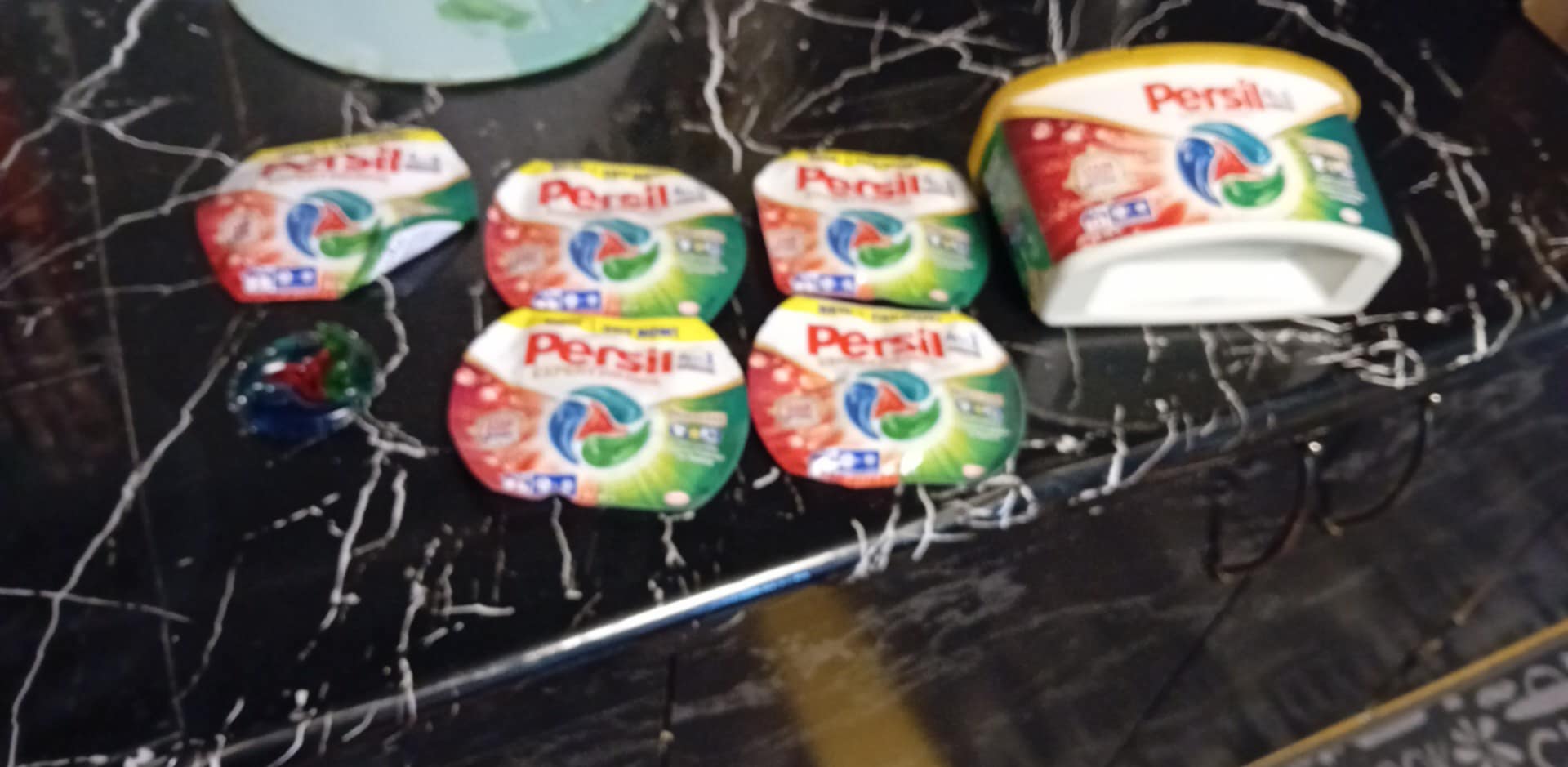 542