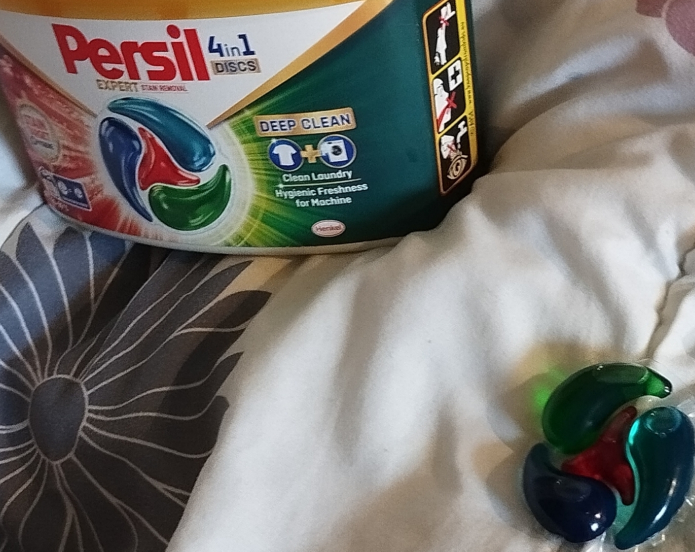 1181